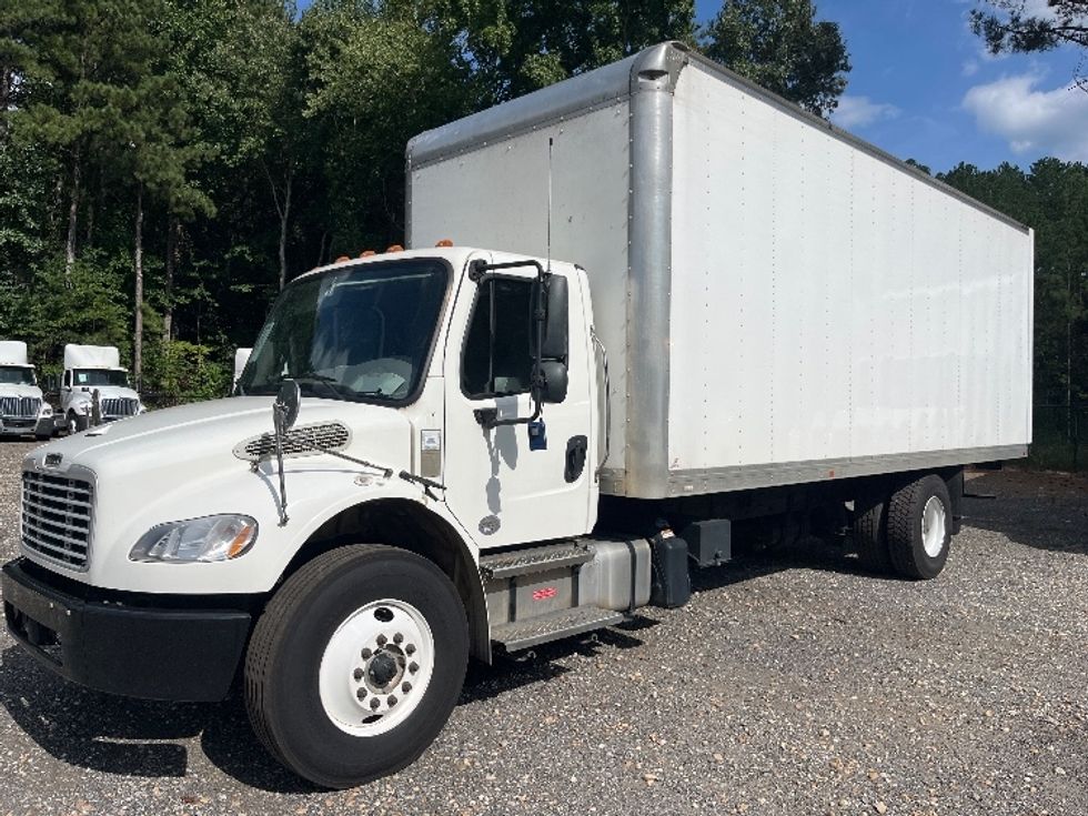 Medium Duty Box Truck-Light and Medium Duty Trucks-Freightliner-2022-M2-Suwanee-GA-328,773\n\t\tmiles-$ 32,250 - Image 3