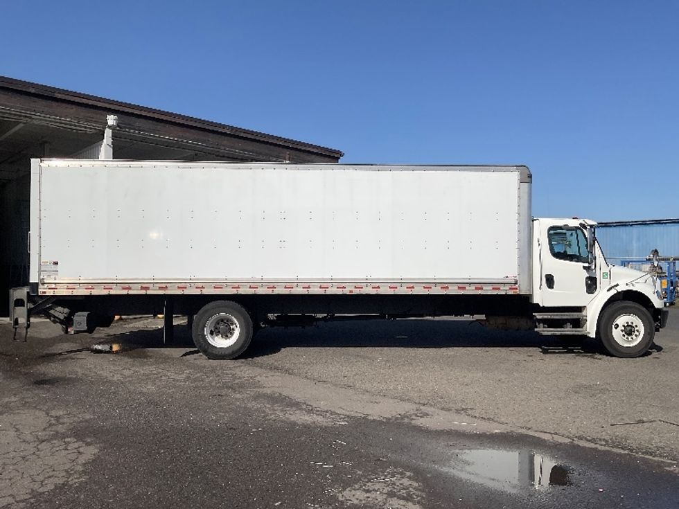 Medium Duty Box Truck-Light and Medium Duty Trucks-Freightliner-2022-M2-Tacoma-WA-156,386\n\t\tmiles-$ 54,750 - Image 15