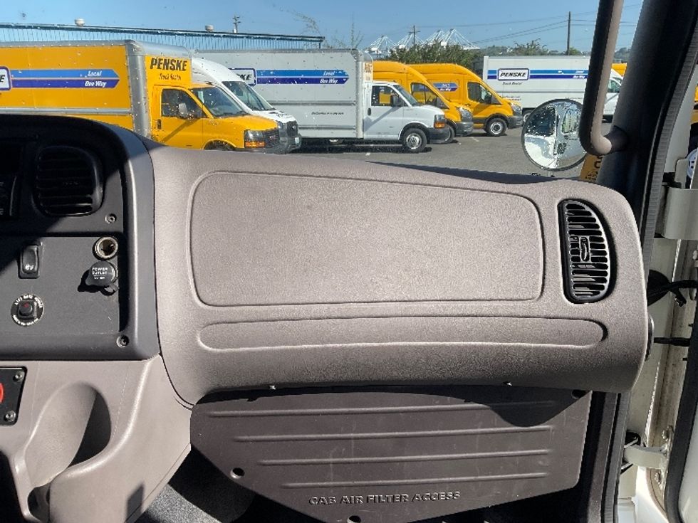 Medium Duty Box Truck-Light and Medium Duty Trucks-Freightliner-2022-M2-Tacoma-WA-156,386\n\t\tmiles-$ 54,750 - Image 21