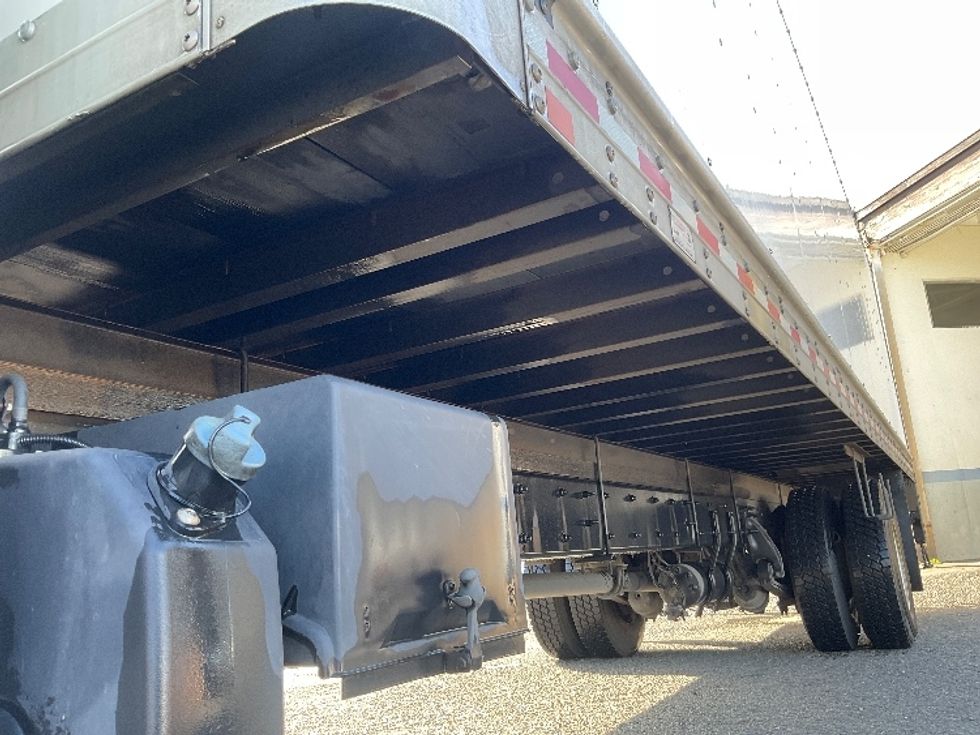 Medium Duty Box Truck-Light and Medium Duty Trucks-Freightliner-2022-M2-Tacoma-WA-156,386\n\t\tmiles-$ 54,750 - Image 5