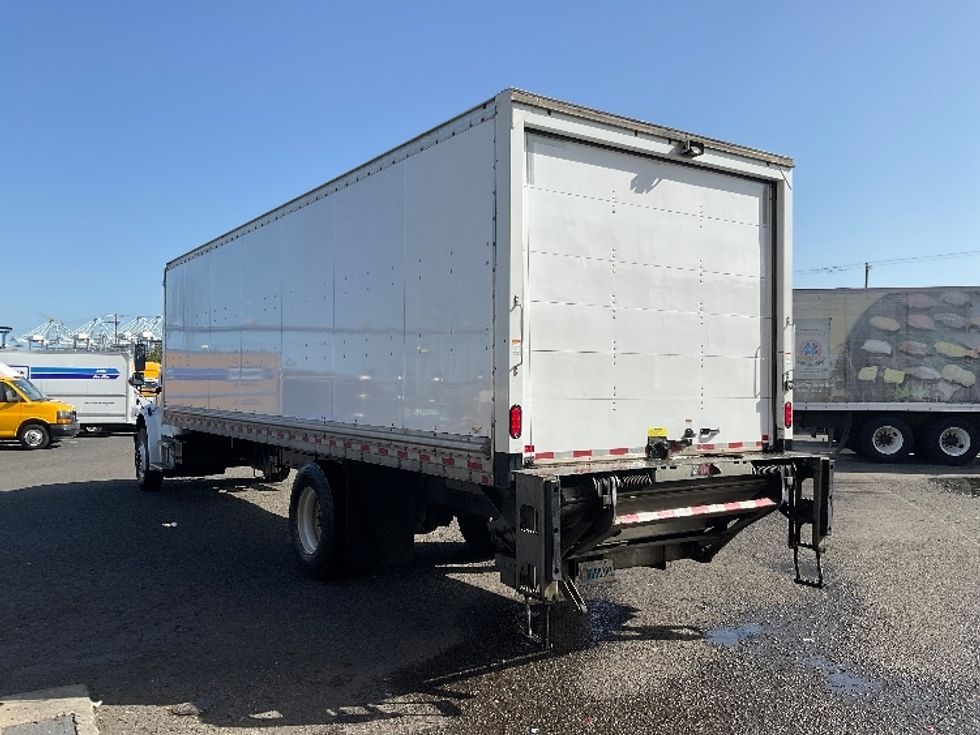 Medium Duty Box Truck-Light and Medium Duty Trucks-Freightliner-2022-M2-Tacoma-WA-156,386\n\t\tmiles-$ 54,750 - Image 6