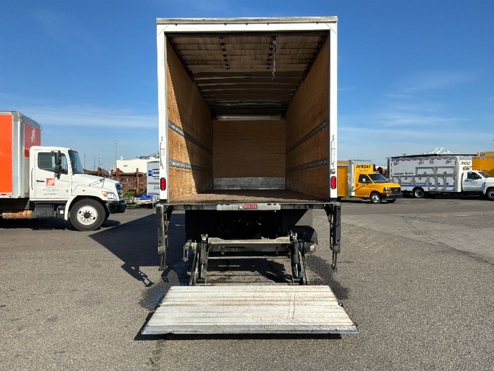 Medium Duty Box Truck-Light and Medium Duty Trucks-Freightliner-2022-M2-Tacoma-WA-161,817\n\t\tmiles-$ 73,000 - Image 9