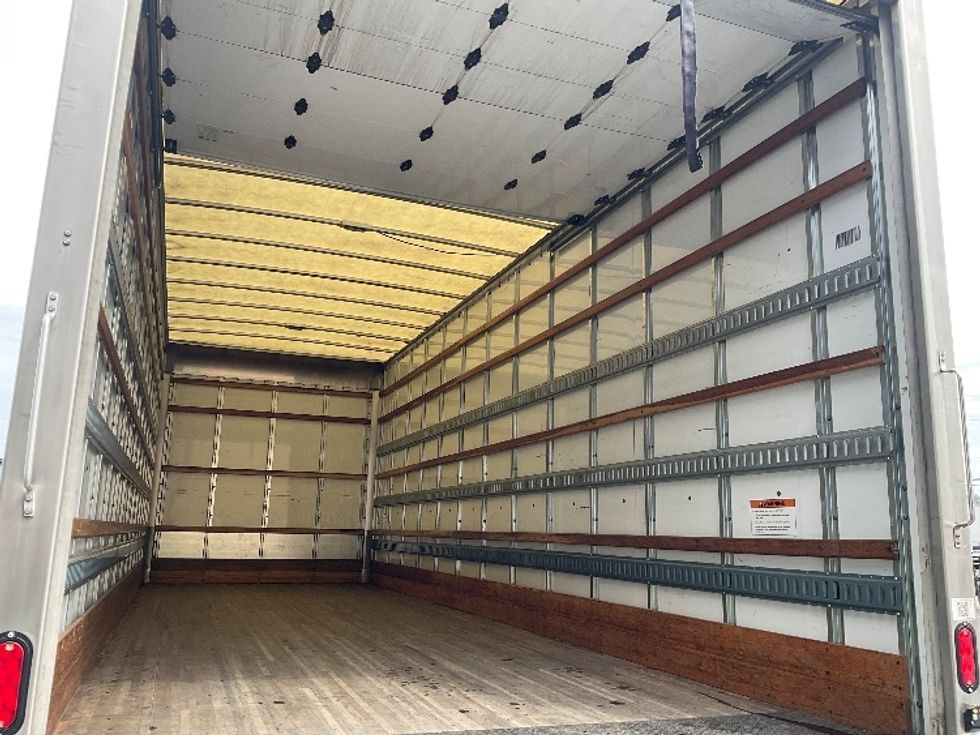 Medium Duty Box Truck-Light and Medium Duty Trucks-Freightliner-2022-M2-Tacoma-WA-66,114\n\t\tmiles-$ 79,500 - Image 12