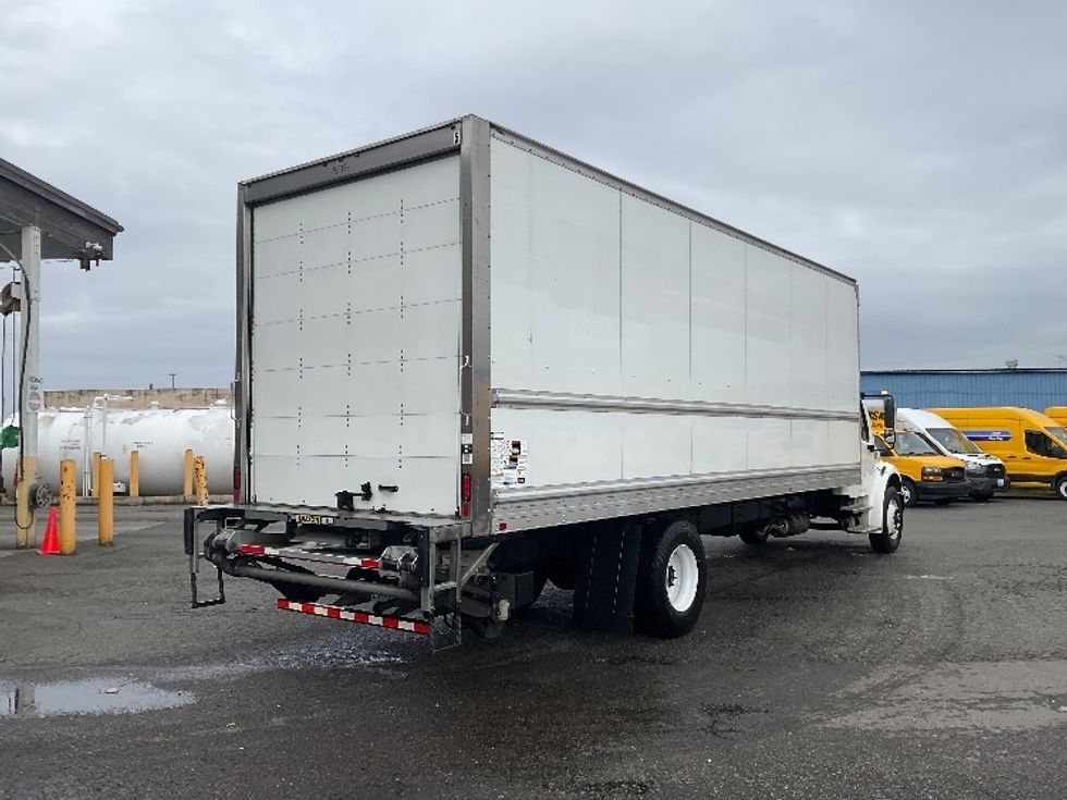 Medium Duty Box Truck-Light and Medium Duty Trucks-Freightliner-2022-M2-Tacoma-WA-96,766\n\t\tmiles-$ 77,750 - Image 13