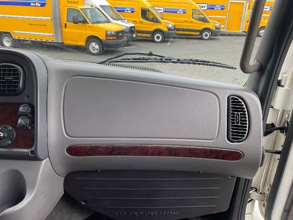 Medium Duty Box Truck-Light and Medium Duty Trucks-Freightliner-2022-M2-Tacoma-WA-96,766\n\t\tmiles-$ 77,750 - Image 21