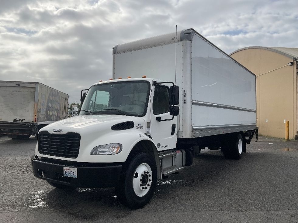 Medium Duty Box Truck-Light and Medium Duty Trucks-Freightliner-2022-M2-Tacoma-WA-96,766\n\t\tmiles-$ 77,750 - Image 3