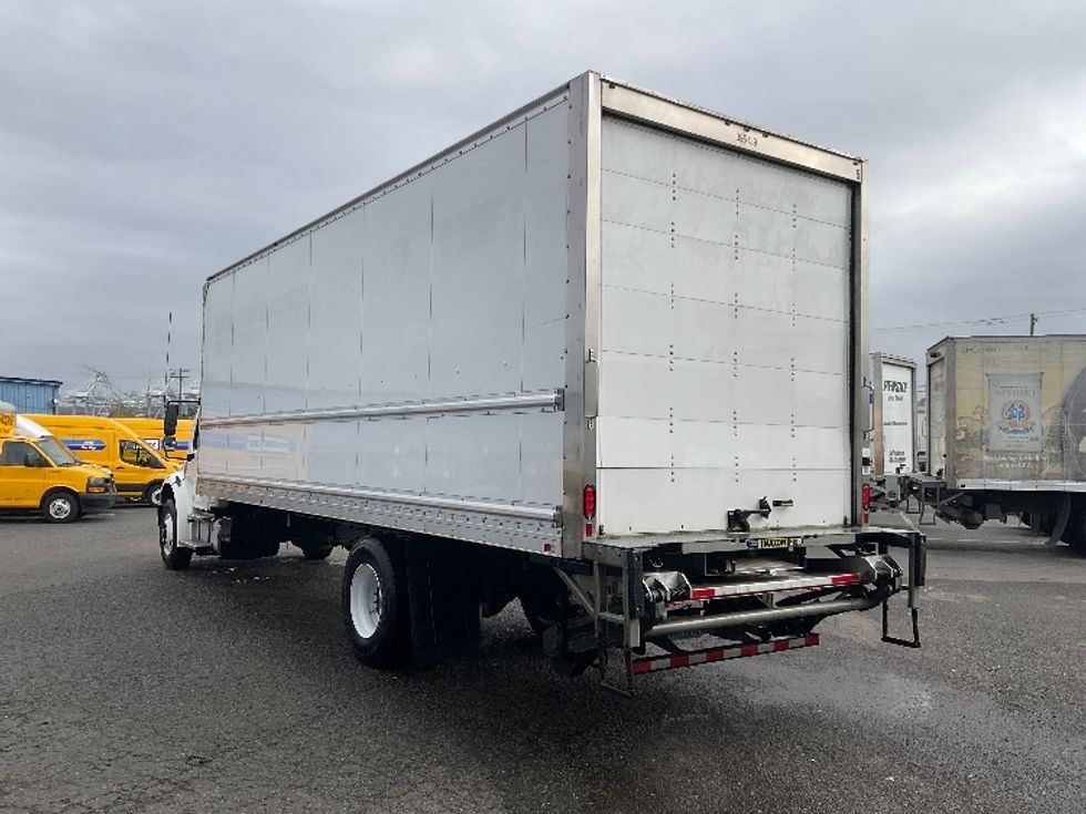 Medium Duty Box Truck-Light and Medium Duty Trucks-Freightliner-2022-M2-Tacoma-WA-96,766\n\t\tmiles-$ 77,750 - Image 6