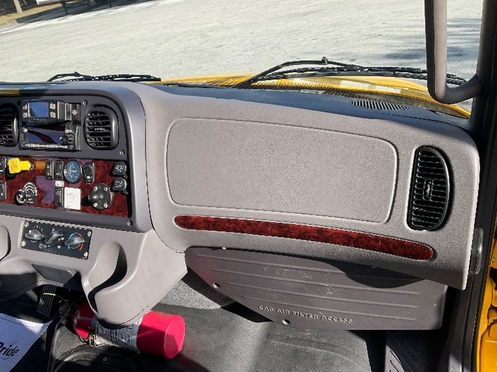 Medium Duty Box Truck-Light and Medium Duty Trucks-Freightliner-2022-M2-Tampa-FL-149,778\n\t\tmiles-$ 68,250 - Image 20