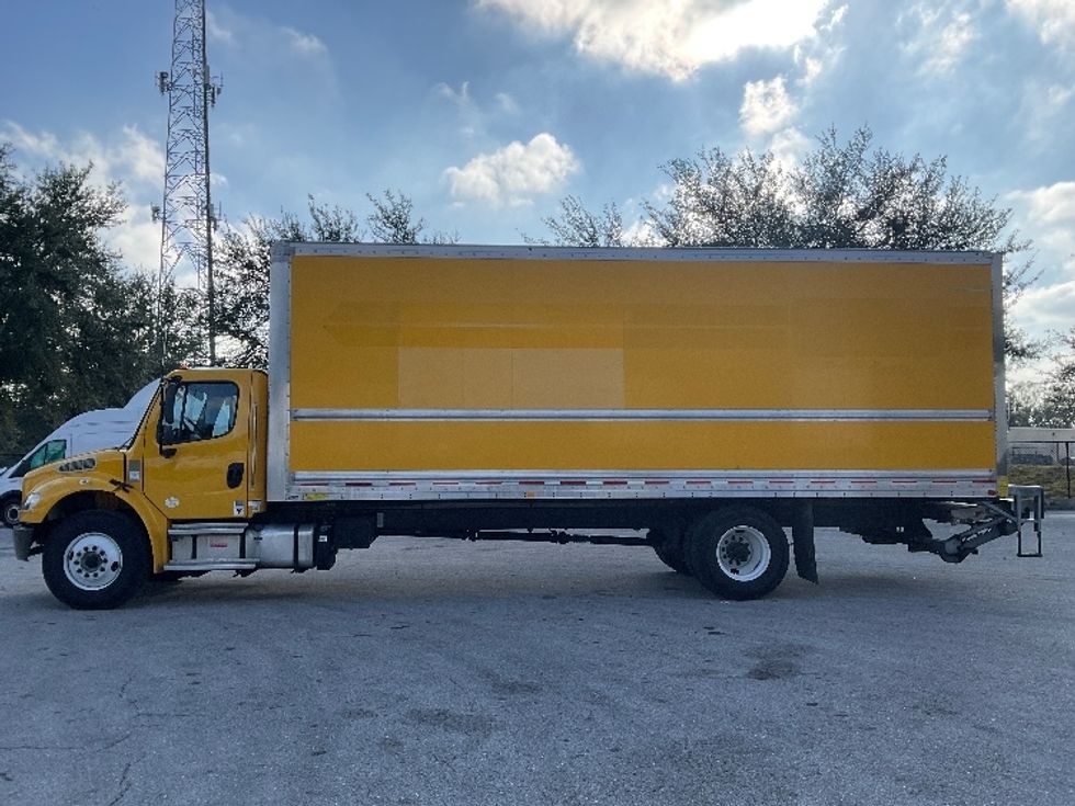 Medium Duty Box Truck-Light and Medium Duty Trucks-Freightliner-2022-M2-Tampa-FL-149,778\n\t\tmiles-$ 68,250 - Image 4