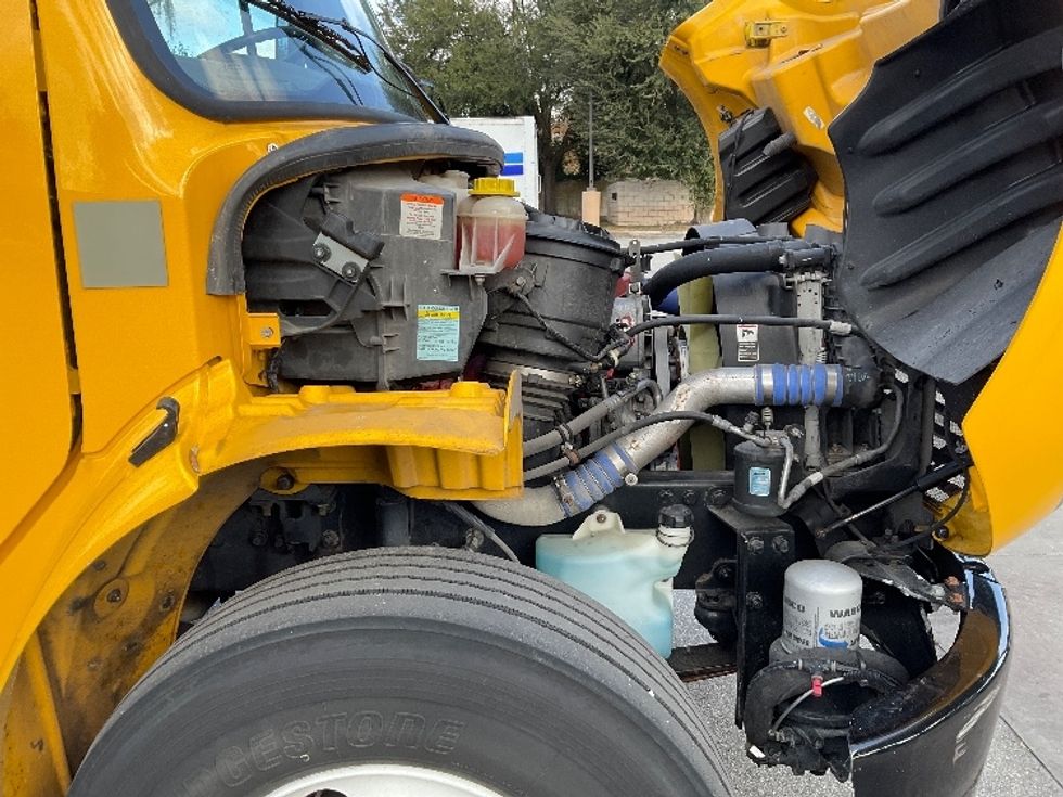 Medium Duty Box Truck-Light and Medium Duty Trucks-Freightliner-2022-M2-Tampa-FL-216,067\n\t\tmiles-$ 50,000 - Image 22