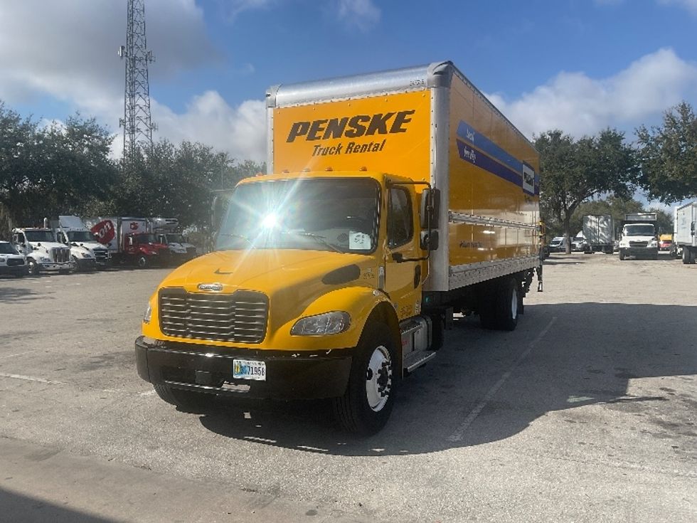 Medium Duty Box Truck-Light and Medium Duty Trucks-Freightliner-2022-M2-Tampa-FL-216,067\n\t\tmiles-$ 50,000 - Image 3