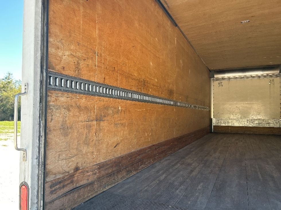 Medium Duty Box Truck-Light and Medium Duty Trucks-Freightliner-2022-M2-Tampa-FL-279,477\n\t\tmiles-$ 38,000 - Image 11