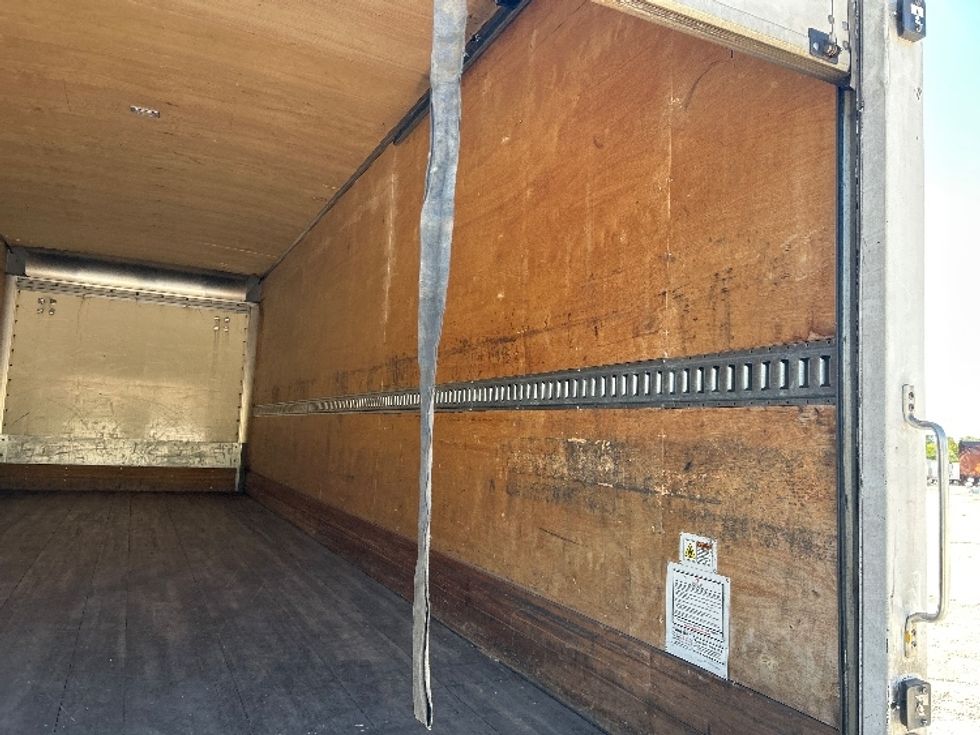 Medium Duty Box Truck-Light and Medium Duty Trucks-Freightliner-2022-M2-Tampa-FL-279,477\n\t\tmiles-$ 38,000 - Image 12