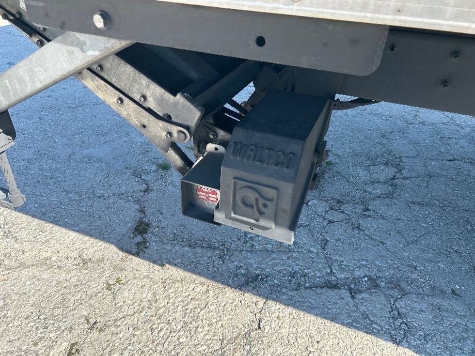 Medium Duty Box Truck-Light and Medium Duty Trucks-Freightliner-2022-M2-Tampa-FL-279,477\n\t\tmiles-$ 38,000 - Image 25