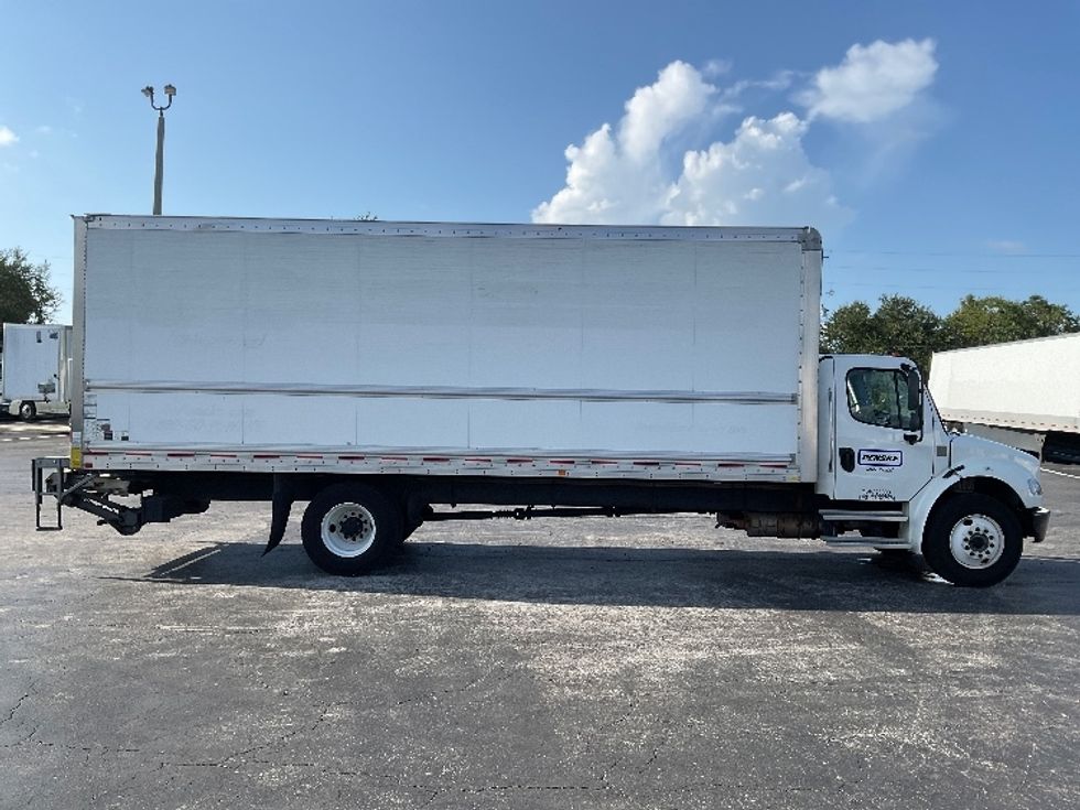 Medium Duty Box Truck-Light and Medium Duty Trucks-Freightliner-2022-M2-Tampa-FL-324,880\n\t\tmiles-$ 40,000 - Image 14