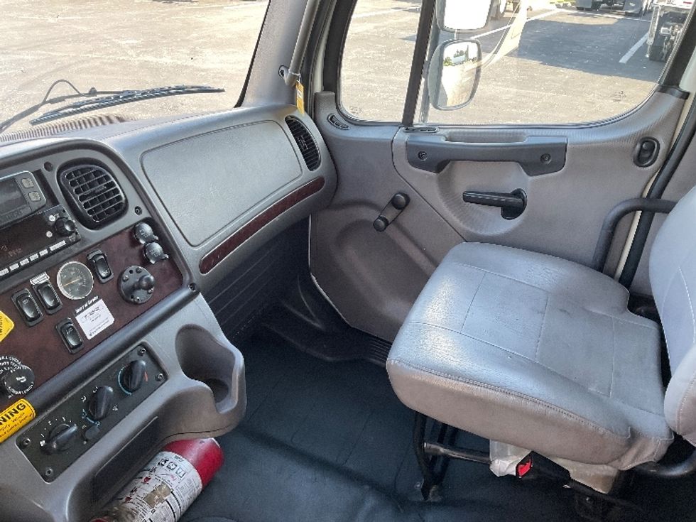 Medium Duty Box Truck-Light and Medium Duty Trucks-Freightliner-2022-M2-Tampa-FL-324,880\n\t\tmiles-$ 40,000 - Image 18