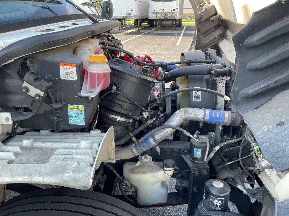 Medium Duty Box Truck-Light and Medium Duty Trucks-Freightliner-2022-M2-Tampa-FL-324,880\n\t\tmiles-$ 40,000 - Image 22
