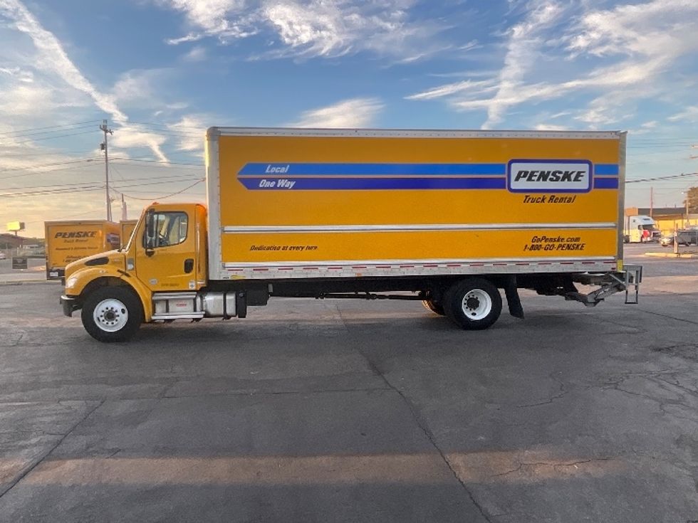 Medium Duty Box Truck-Light and Medium Duty Trucks-Freightliner-2022-M2-Tempe-AZ-240,395\n\t\tmiles-$ 49,750 - Image 4