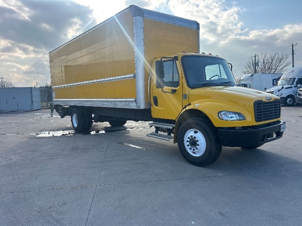 Medium Duty Box Truck-Light and Medium Duty Trucks-Freightliner-2022-M2-Terrell-TX-102,378\n\t\tmiles-$ 76,750 - Image 1