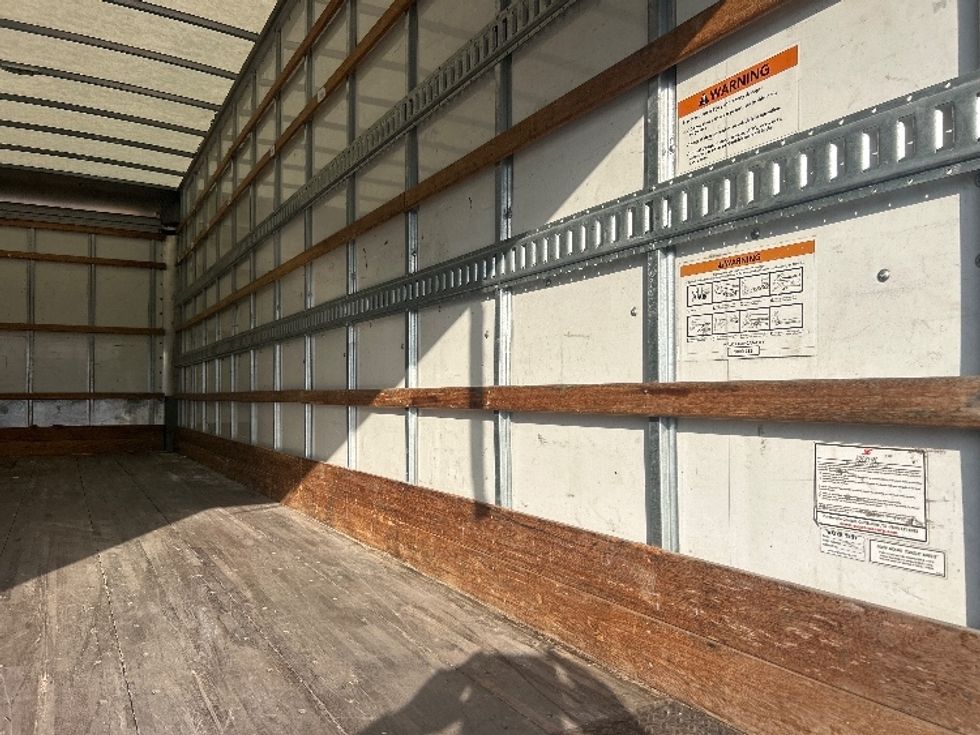 Medium Duty Box Truck-Light and Medium Duty Trucks-Freightliner-2022-M2-Terrell-TX-102,378\n\t\tmiles-$ 76,750 - Image 12