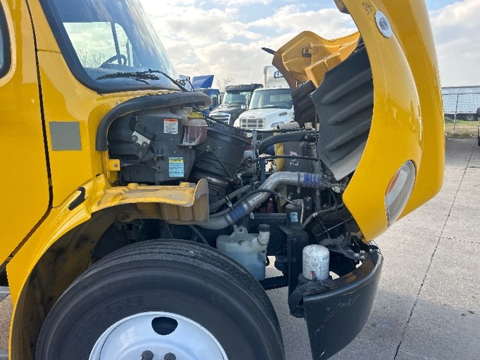 Medium Duty Box Truck-Light and Medium Duty Trucks-Freightliner-2022-M2-Terrell-TX-102,378\n\t\tmiles-$ 76,750 - Image 23