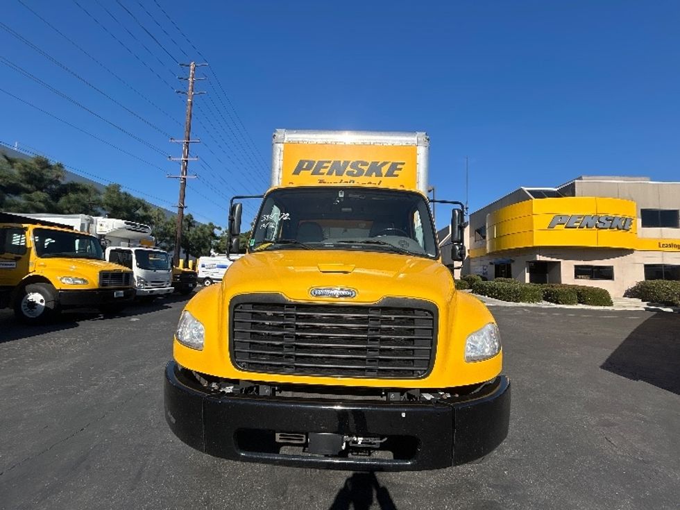 Medium Duty Box Truck-Light and Medium Duty Trucks-Freightliner-2022-M2-Torrance-CA-107,920\n\t\tmiles-$ 77,250 - Image 2
