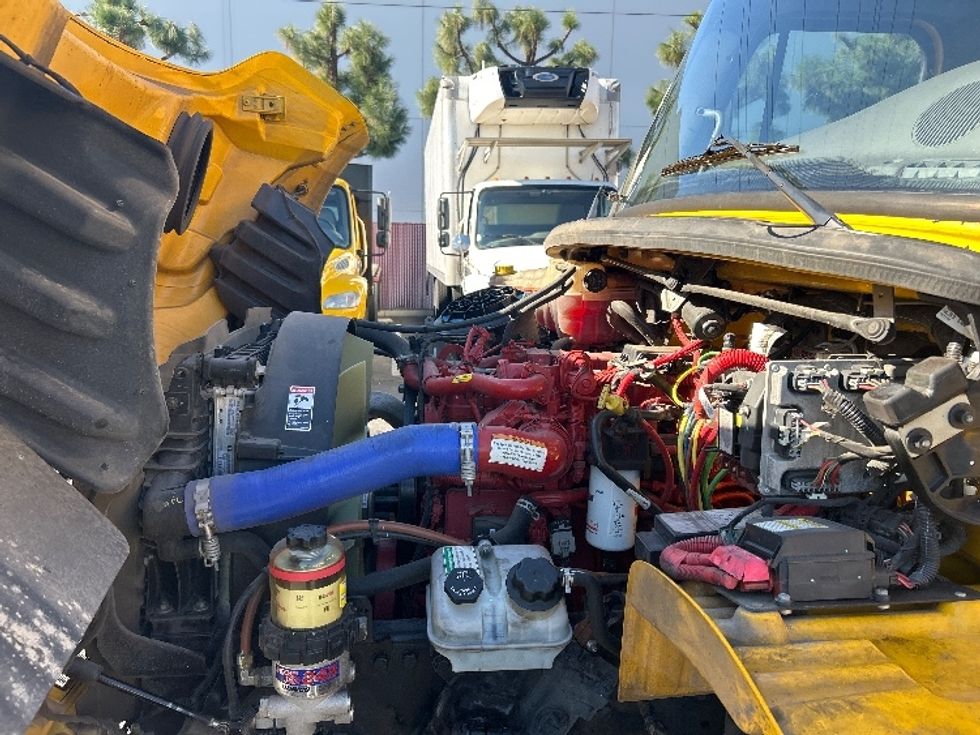 Medium Duty Box Truck-Light and Medium Duty Trucks-Freightliner-2022-M2-Torrance-CA-107,920\n\t\tmiles-$ 77,250 - Image 24