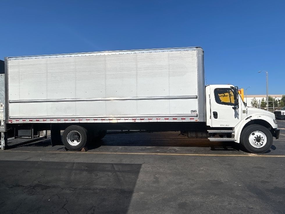 Medium Duty Box Truck-Light and Medium Duty Trucks-Freightliner-2022-M2-Torrance-CA-109,079\n\t\tmiles-$ 81,500 - Image 15