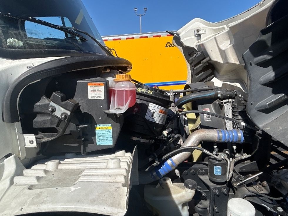 Medium Duty Box Truck-Light and Medium Duty Trucks-Freightliner-2022-M2-Torrance-CA-109,079\n\t\tmiles-$ 81,500 - Image 23
