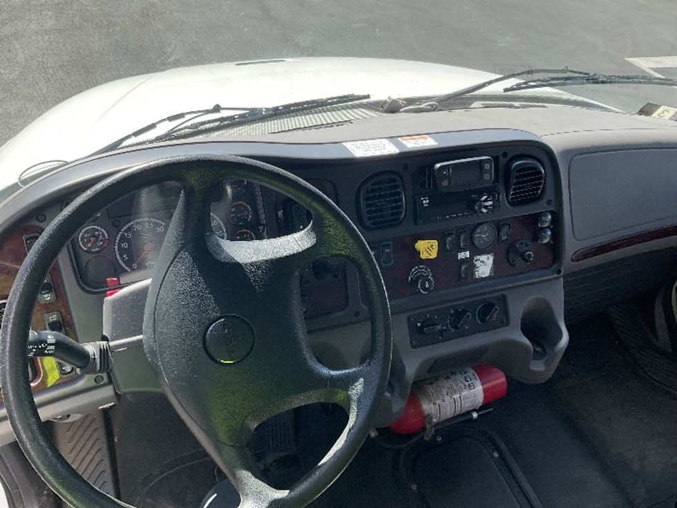 Medium Duty Box Truck-Light and Medium Duty Trucks-Freightliner-2022-M2-Torrance-CA-17,289\n\t\tmiles-$ 78,000 - Image 18