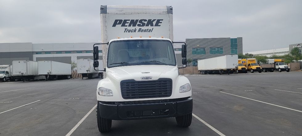 Medium Duty Box Truck-Light and Medium Duty Trucks-Freightliner-2022-M2-Torrance-CA-226,528\n\t\tmiles-$ 54,000 - Image 2