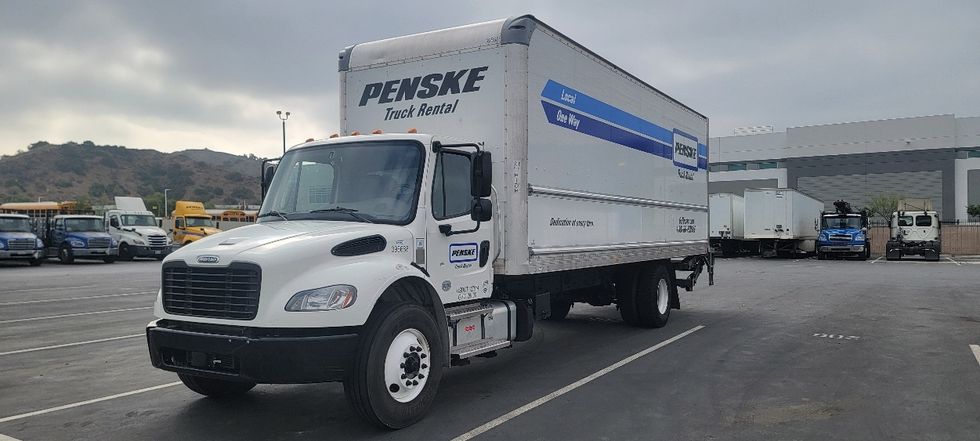 Medium Duty Box Truck-Light and Medium Duty Trucks-Freightliner-2022-M2-Torrance-CA-226,528\n\t\tmiles-$ 54,000 - Image 3