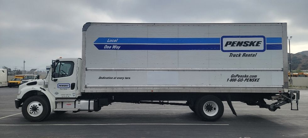 Medium Duty Box Truck-Light and Medium Duty Trucks-Freightliner-2022-M2-Torrance-CA-226,528\n\t\tmiles-$ 54,000 - Image 4