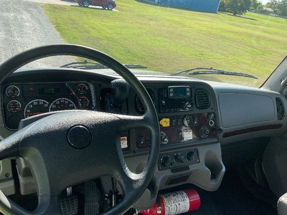 Medium Duty Box Truck-Light and Medium Duty Trucks-Freightliner-2022-M2-Tulsa-OK-162,930\n\t\tmiles-$ 65,500 - Image 18