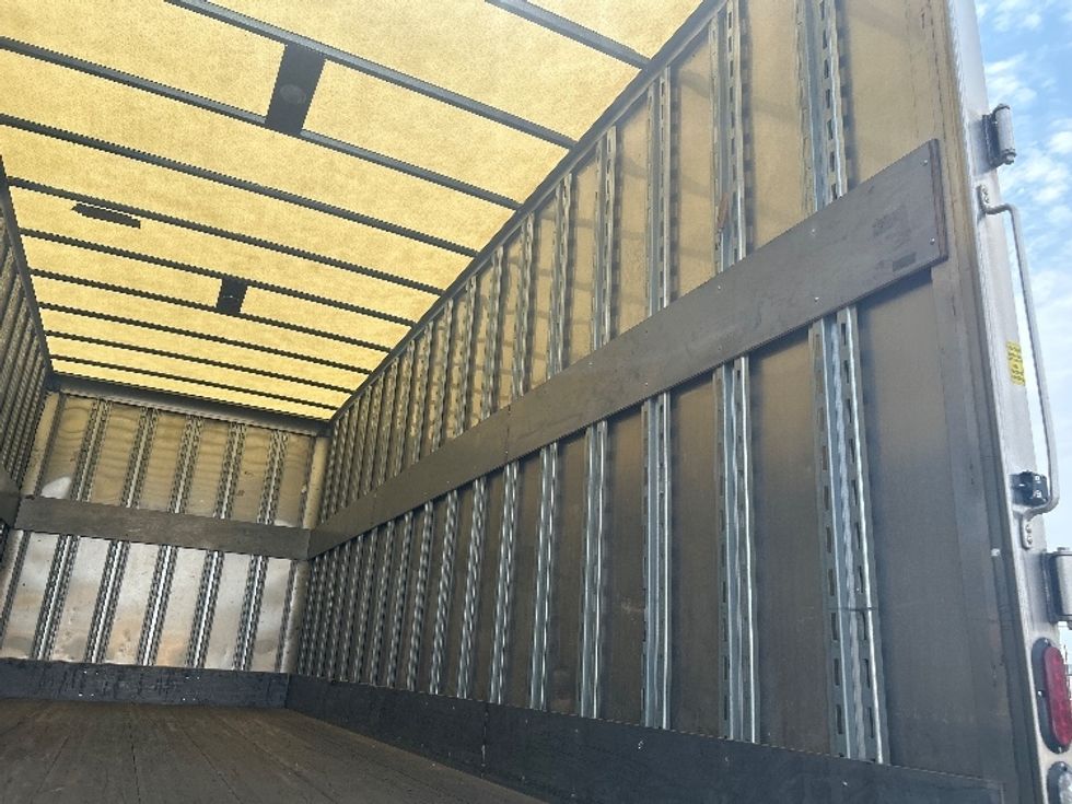 Medium Duty Box Truck-Light and Medium Duty Trucks-Freightliner-2022-M2-Tulsa-OK-191,756\n\t\tmiles-$ 63,750 - Image 12