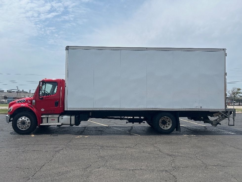 Medium Duty Box Truck-Light and Medium Duty Trucks-Freightliner-2022-M2-Tulsa-OK-191,756\n\t\tmiles-$ 63,750 - Image 4