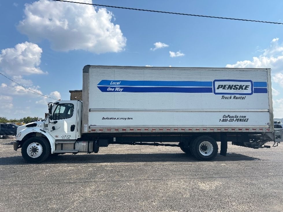 Medium Duty Box Truck-Light and Medium Duty Trucks-Freightliner-2022-M2-Waco-TX-258,592\n\t\tmiles-$ 46,250 - Image 4