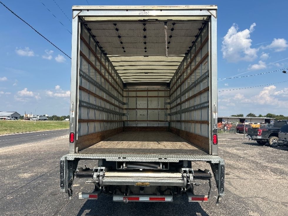 Medium Duty Box Truck-Light and Medium Duty Trucks-Freightliner-2022-M2-Waco-TX-258,592\n\t\tmiles-$ 46,250 - Image 8