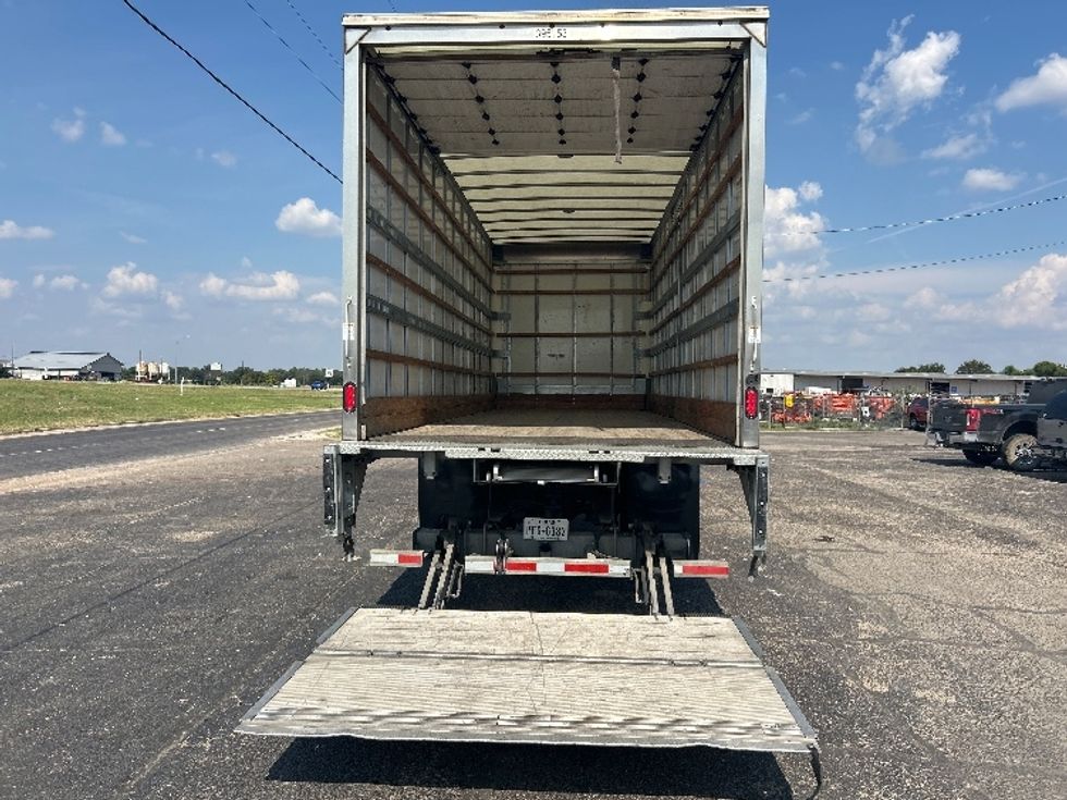 Medium Duty Box Truck-Light and Medium Duty Trucks-Freightliner-2022-M2-Waco-TX-258,592\n\t\tmiles-$ 46,250 - Image 9