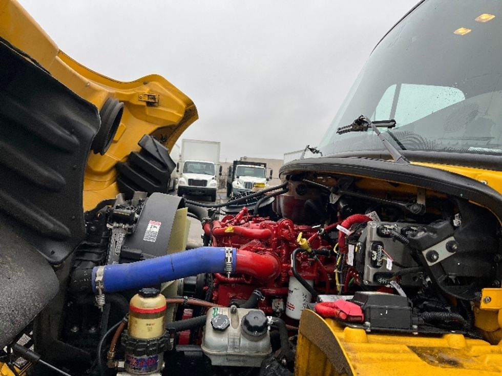 Medium Duty Box Truck-Light and Medium Duty Trucks-Freightliner-2022-M2-Warren-MI-112,500\n\t\tmiles-$ 73,000 - Image 21