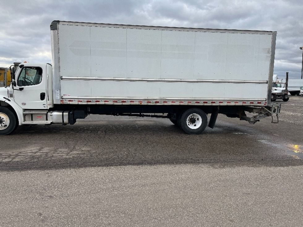 Medium Duty Box Truck-Light and Medium Duty Trucks-Freightliner-2022-M2-Warren-MI-128,659\n\t\tmiles-$ 71,250 - Image 11