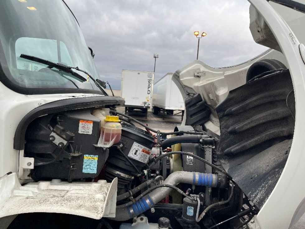 Medium Duty Box Truck-Light and Medium Duty Trucks-Freightliner-2022-M2-Warren-MI-128,659\n\t\tmiles-$ 71,250 - Image 24