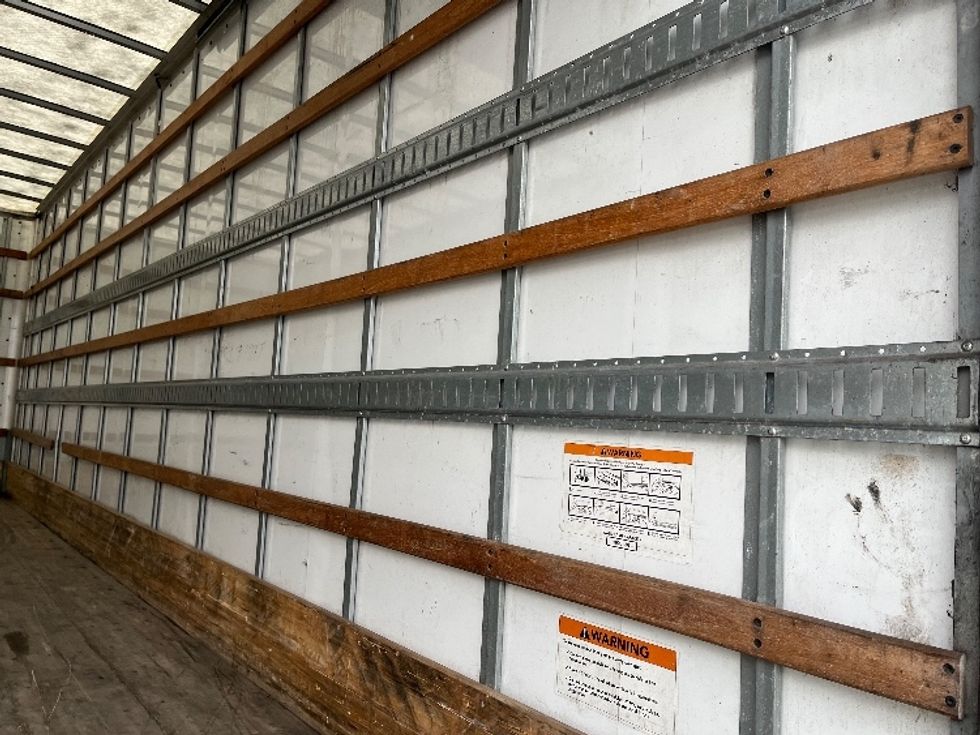 Medium Duty Box Truck-Light and Medium Duty Trucks-Freightliner-2022-M2-Warren-MI-153,667\n\t\tmiles-$ 67,000 - Image 12