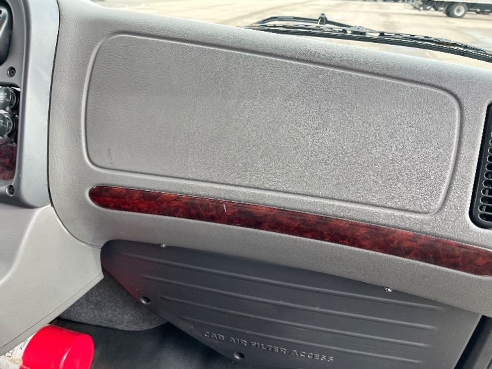 Medium Duty Box Truck-Light and Medium Duty Trucks-Freightliner-2022-M2-Warren-MI-153,667\n\t\tmiles-$ 67,000 - Image 21