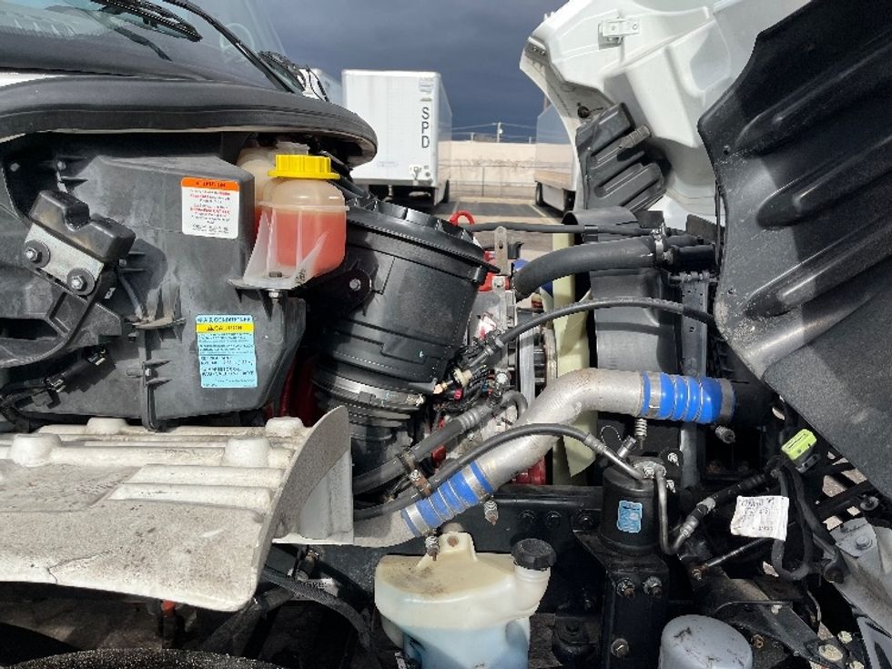 Medium Duty Box Truck-Light and Medium Duty Trucks-Freightliner-2022-M2-Warren-MI-153,667\n\t\tmiles-$ 67,000 - Image 23