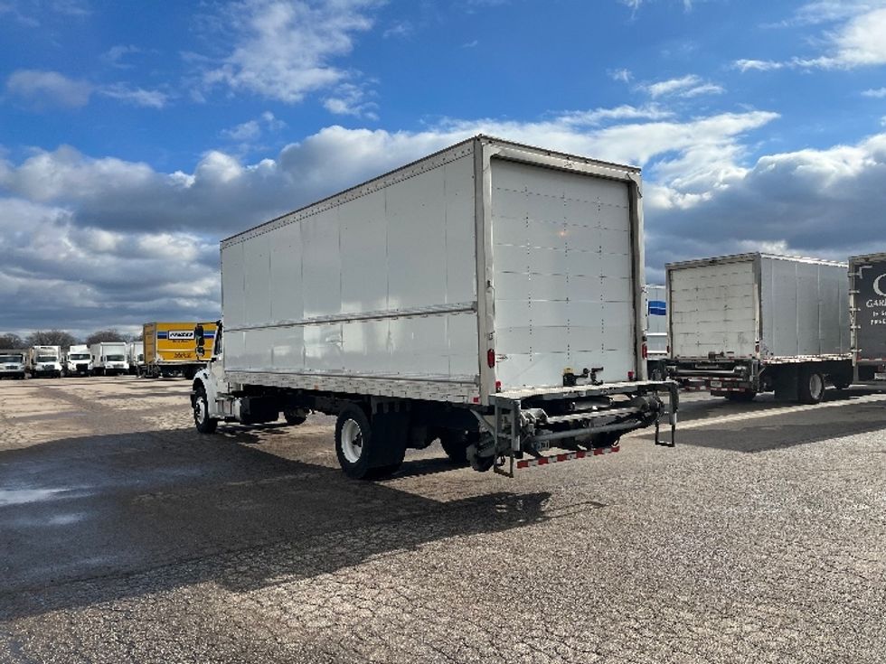 Medium Duty Box Truck-Light and Medium Duty Trucks-Freightliner-2022-M2-Warren-MI-153,667\n\t\tmiles-$ 67,000 - Image 6