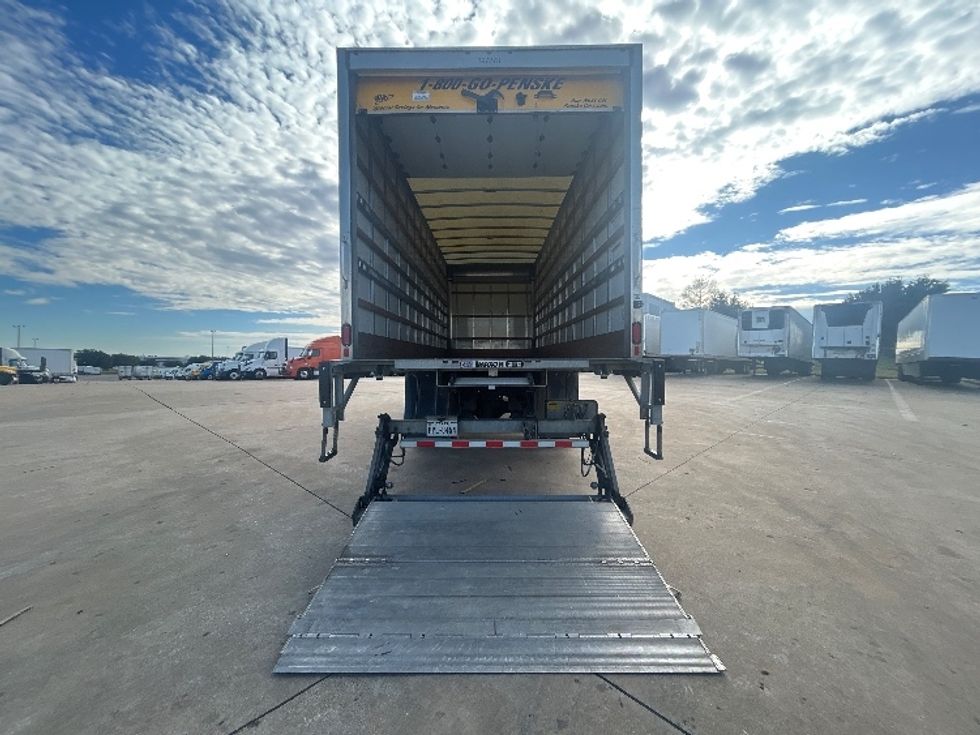 Medium Duty Box Truck-Light and Medium Duty Trucks-Freightliner-2022-M2-Waxahachie-TX-70,350\n\t\tmiles-$ 80,750 - Image 9