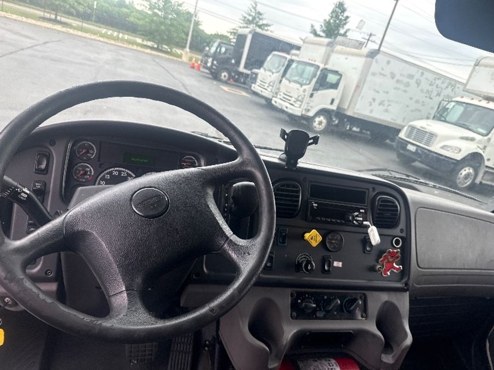 Medium Duty Box Truck-Light and Medium Duty Trucks-Freightliner-2022-M2-West Babylon-NY-342,388\n\t\tmiles-$ 44,750 - Image 17