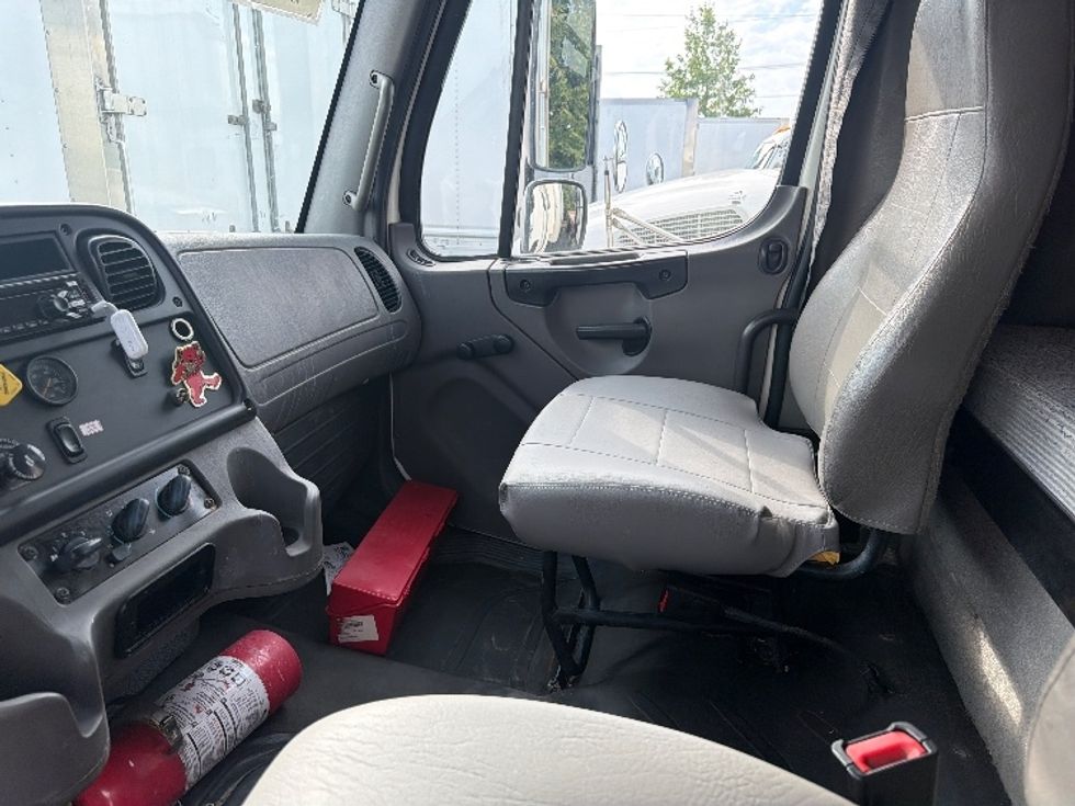 Medium Duty Box Truck-Light and Medium Duty Trucks-Freightliner-2022-M2-West Babylon-NY-342,388\n\t\tmiles-$ 44,750 - Image 18