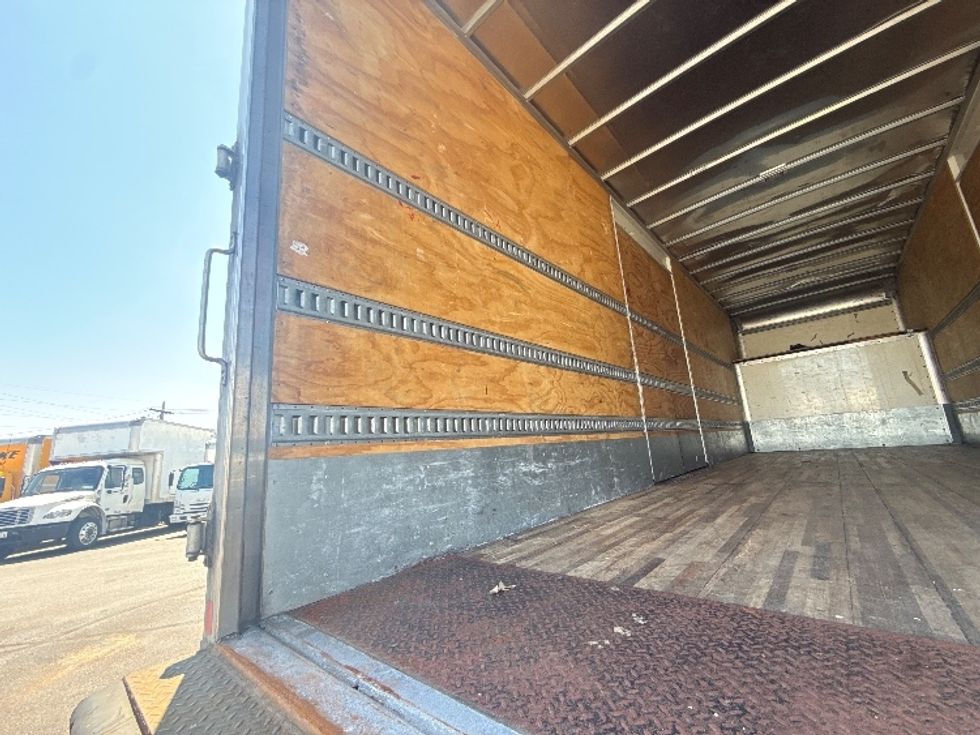 Medium Duty Box Truck-Light and Medium Duty Trucks-Freightliner-2022-M2-West Babylon-NY-364,515\n\t\tmiles-$ 38,250 - Image 11
